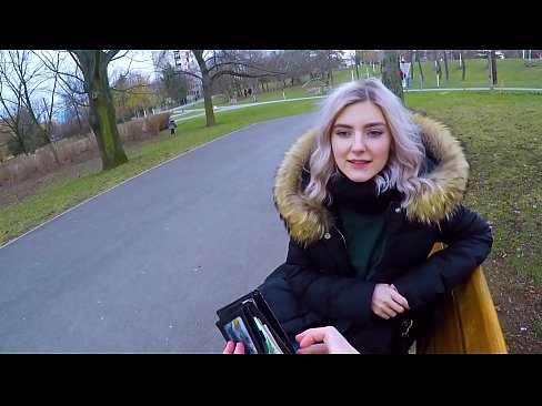 ❤️ Norij svešinieka karstu spermu par naudu - blowjob in the park by Eva Elfie ☑ Super porno pie mums ❌❤